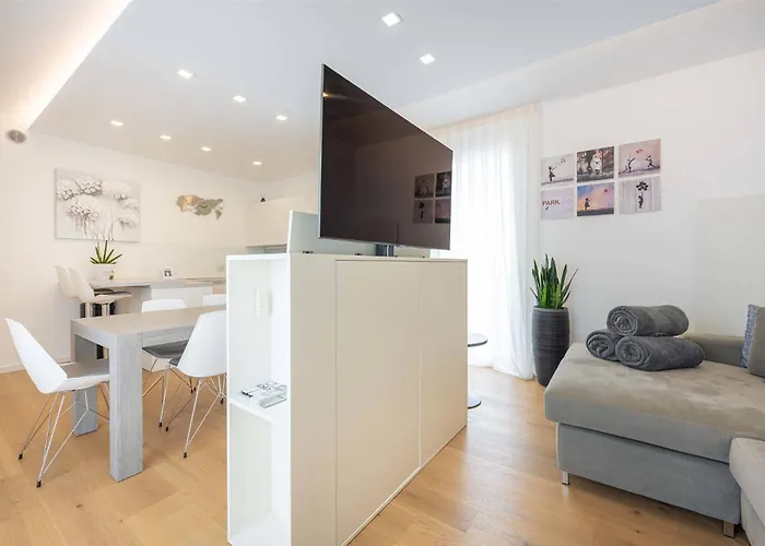 Wave Stamar C10 Apartament *